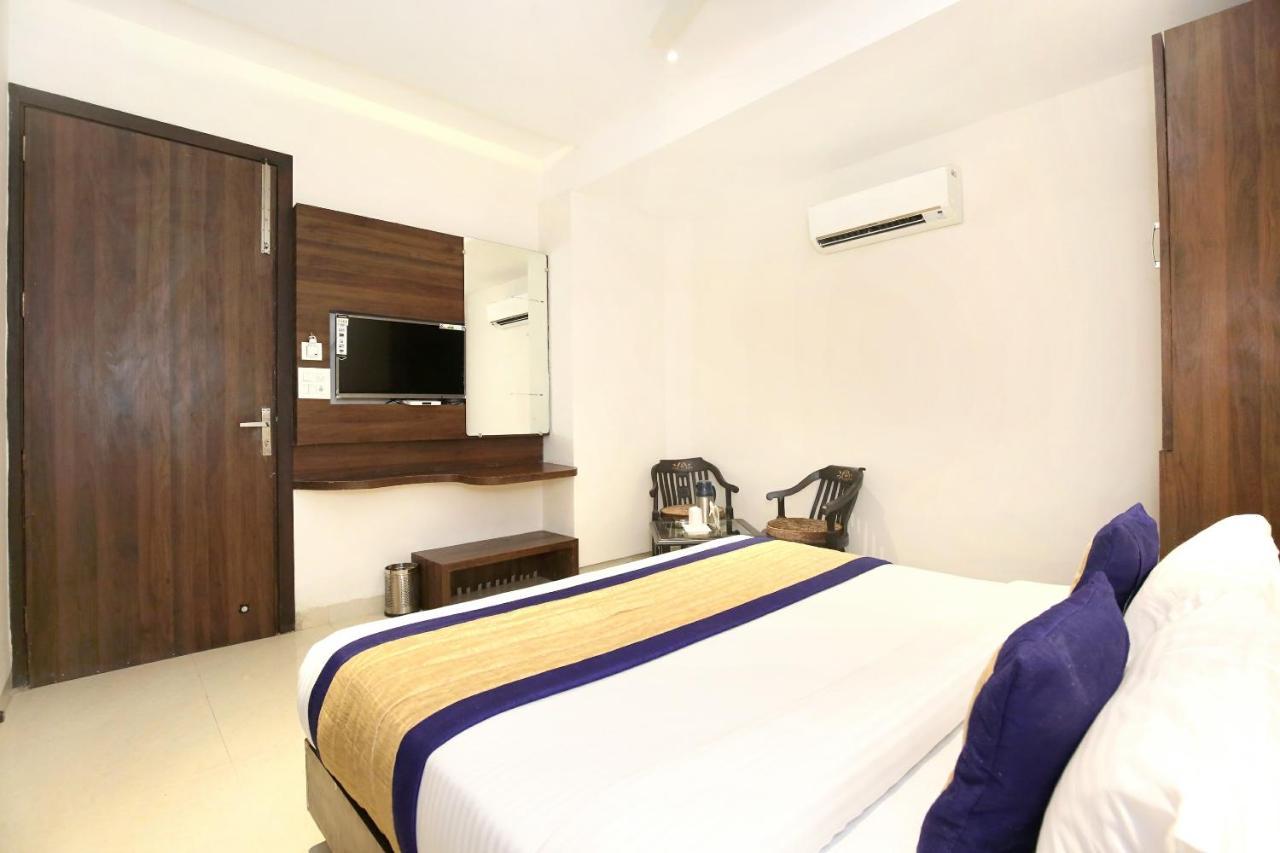 Oyo 11680 Hotel Grand Star Amritsar Bagian luar foto